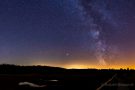 Im Hohen Venn - einzeiliges Panorama ohne Flugzeugspuren aus 5 Hochformatfotos 20 mm Brennweite (Vollformat), Blende 1.8, ISO 3200, je 15 Sekunden Belichtungszeit