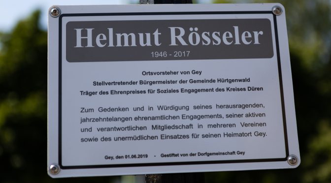 Helmut Rösseler-Platz:  Das Dorffest zur Einweihung