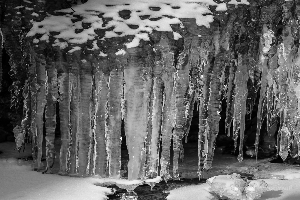 Eisformation in der Kall