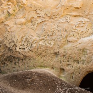 Muster im sandigen Gestein