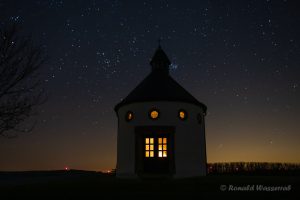 Plejaden am Türmchen der Votivkapelle