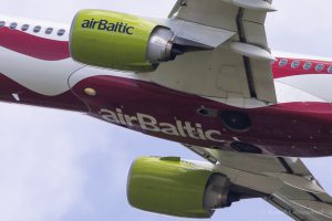 Höchenschwand 2023: Airbus A220-300 Air Baltic in Zürich-Kloten