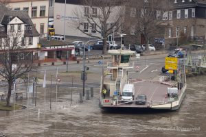 Fähre bei St. Goarshausen