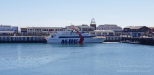 Hochseeinsel Helgoland: Die "Nordlicht" im Hafen von Helgoland