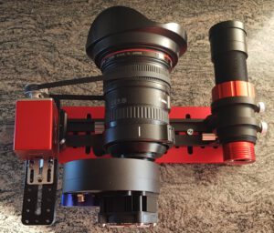 QHY MiniCam8 an Canon-Objektiven: Canon EF 17-40mm f/4L USM an der MiniCam