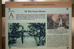 Tafel des Wandervereins am Geyer Kreuz