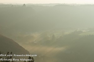 24-07 Blick vom Krawutschketurm Richtung Burg Nideggen